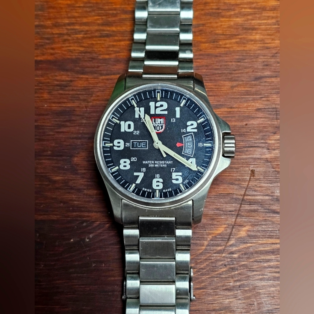 Men's Luminox Field Day Date 1820 Steel Series Dive Watch 1822